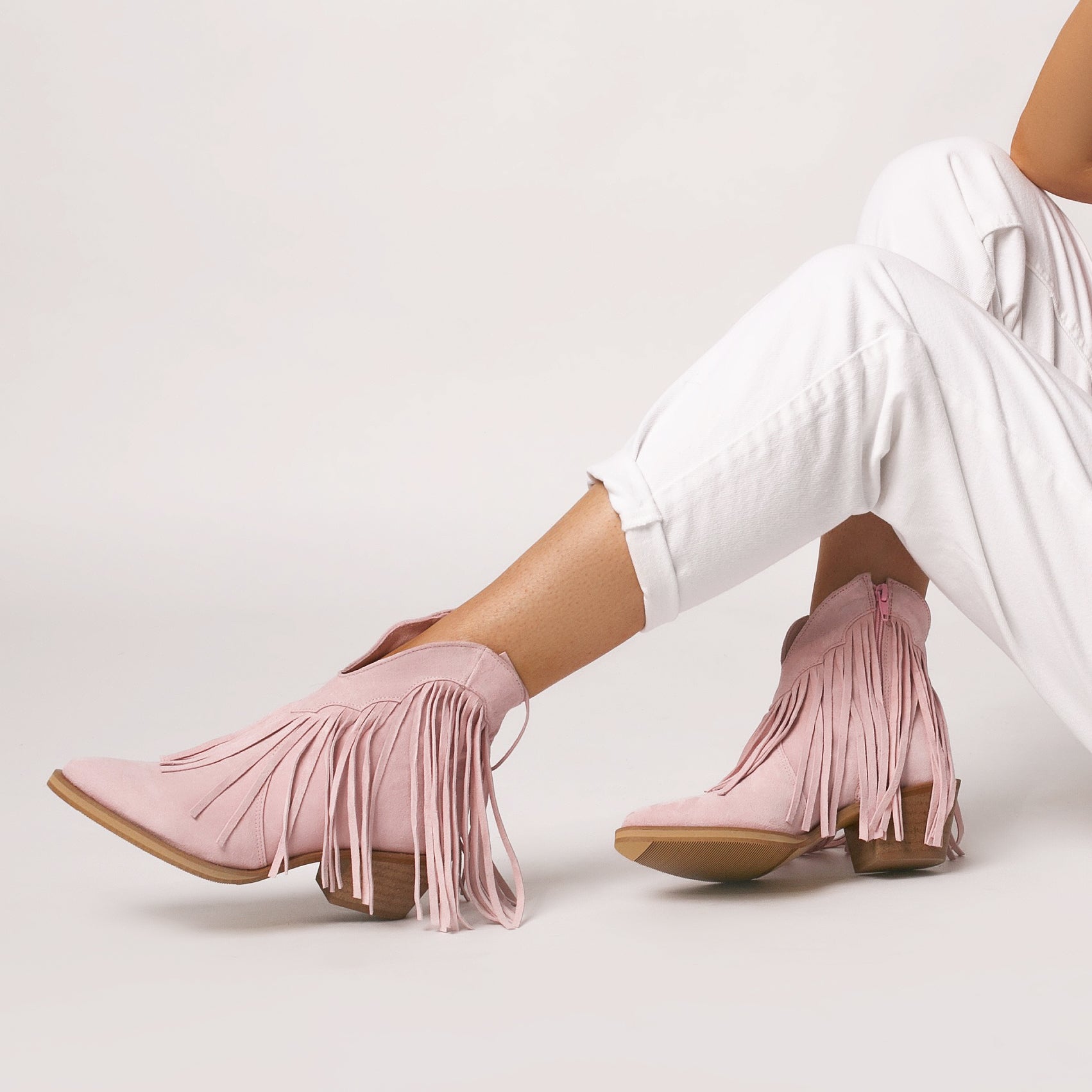 Ciocate Scurte cu Franjuri Kenya Baby Pink