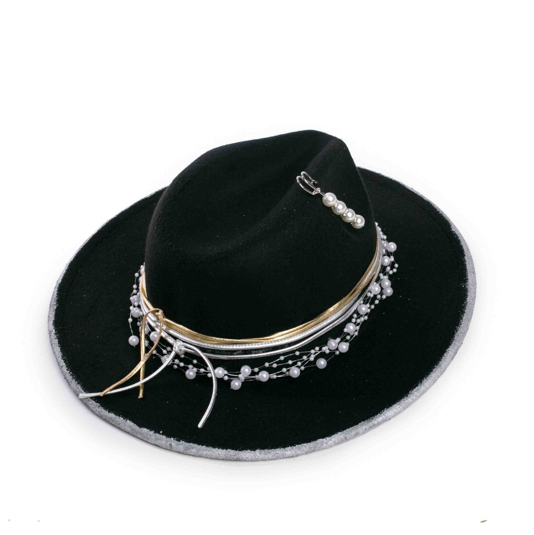 Palarie Neagra cu Perle