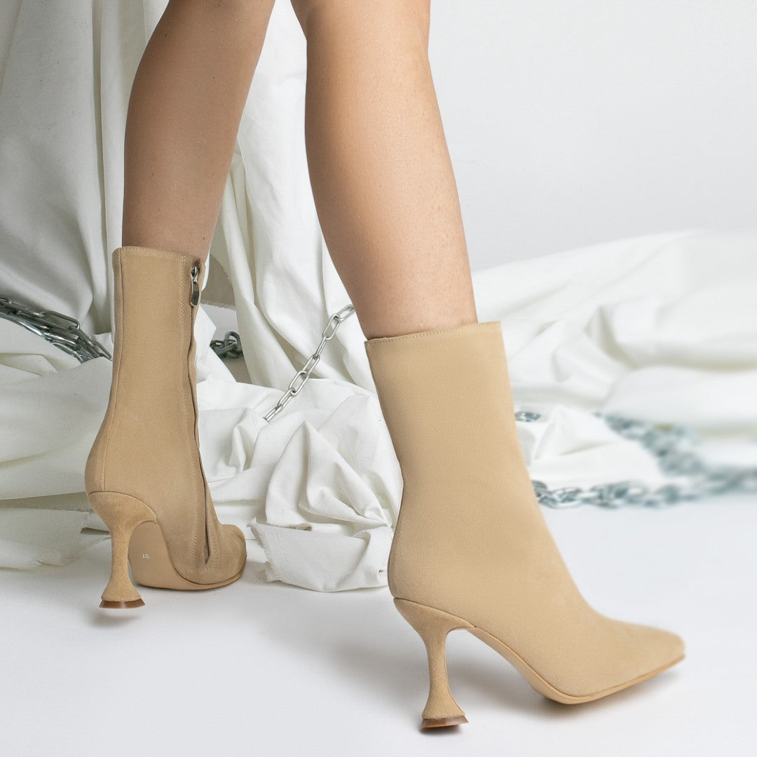 Botine Zaha din piele naturala intoarsa