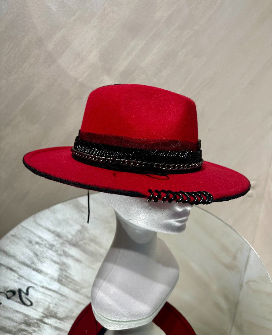 Palarie Rosie cu Accesorii Negre