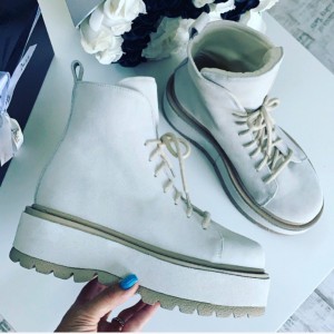 Bocanci cu talpa groasa Alpha White