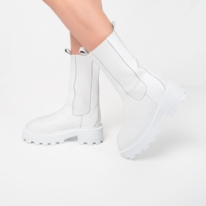 Bocanci Merlin din piele naturala alba