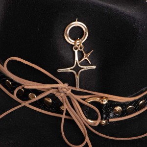 Palarie Neagra cu Bentita de Piele