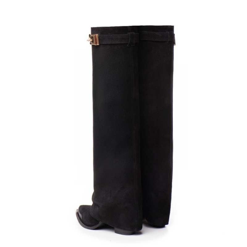 Ciocate din Piele Naturala Intoarsa Karma 