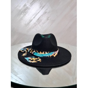 Palarie Neagra cu Bentita Colorata
